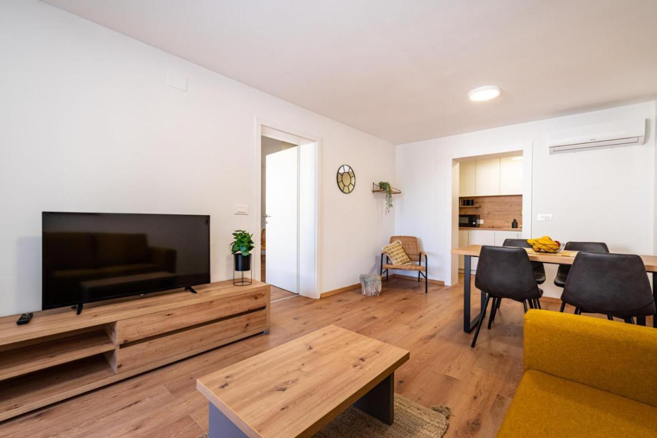 Villa Marta Mandre Exteriör bild